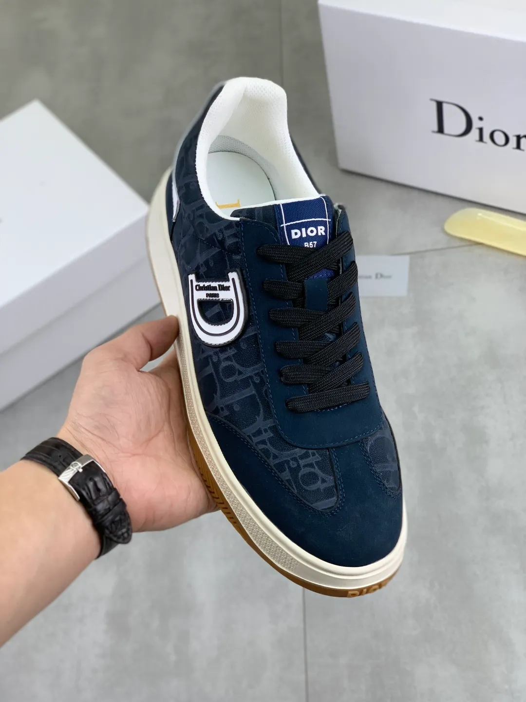 Men's Men's Shoes 💰P380 💰[New Style]🆘[Dior] 2025 Dior Original Lace-up Low-top Men's Shoes Classic casual shoes 🔥This model is the official flagship model with high quality and made by famous original designers. It is made of high-quality cowhide with original materials➕Comfortable and breathable mesh lining➕Pigskin insole. The perfect last shape and generous and fashionable design have attracted many consumers. Suitable for drivers to drive🚗. What you want is the highest quality in the market. Color: 4️⃣Color code number: 38--44 (45 customized)